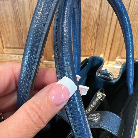 Fendi Vitello (Regular) Medium 2Jours Tote - Picture 14 of 16